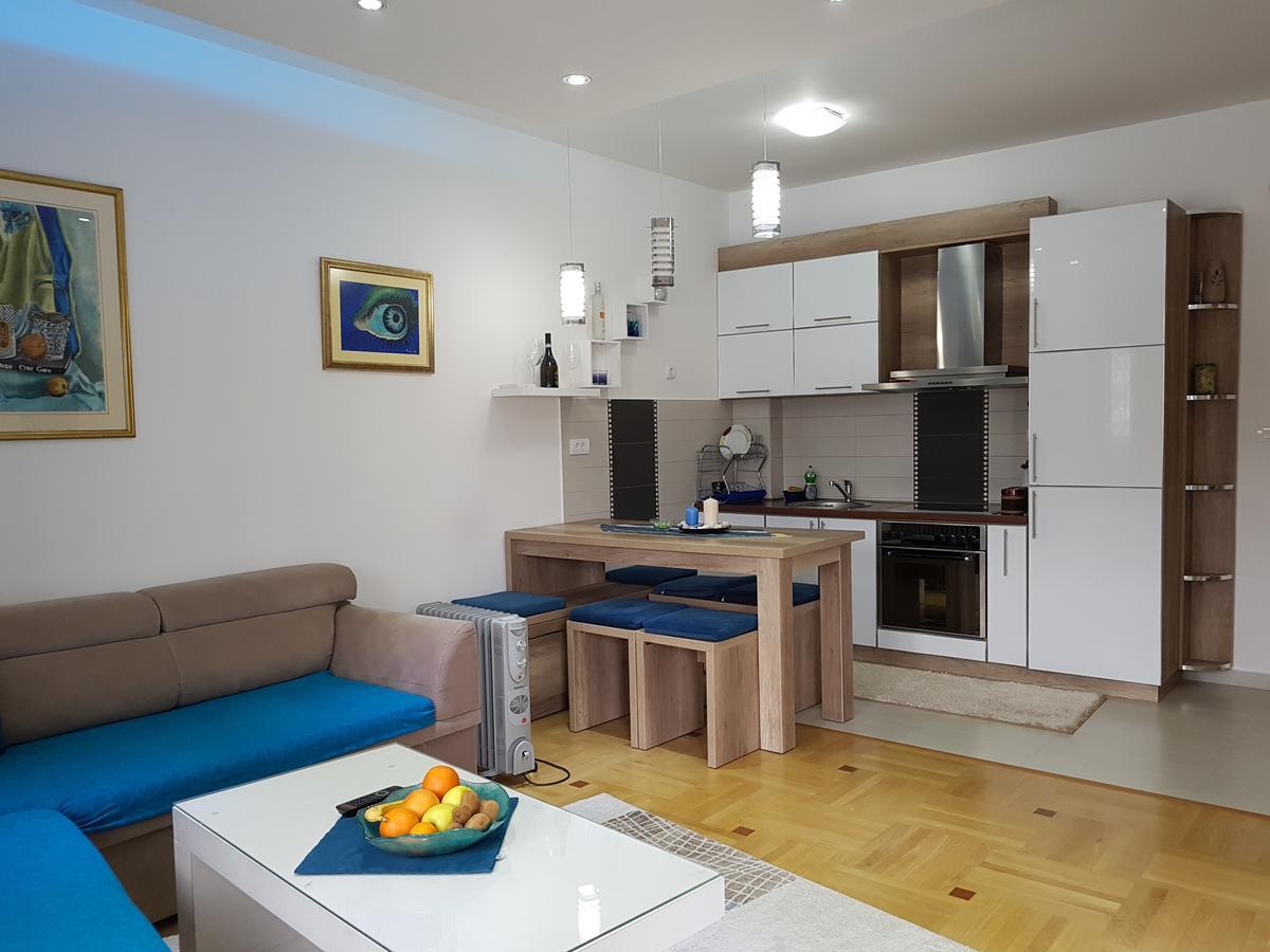 Apartman Dajana Улцин Екстериор снимка