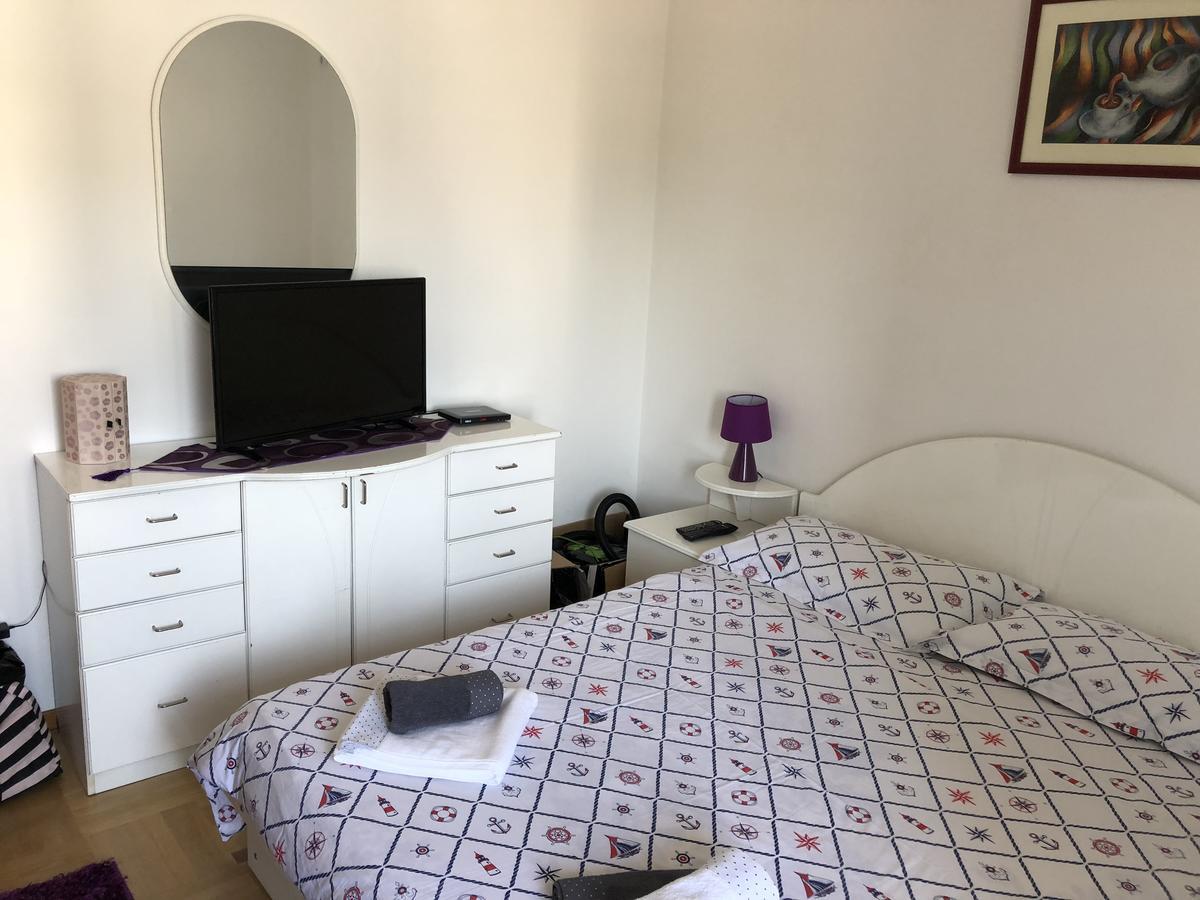 Apartman Dajana Улцин Екстериор снимка