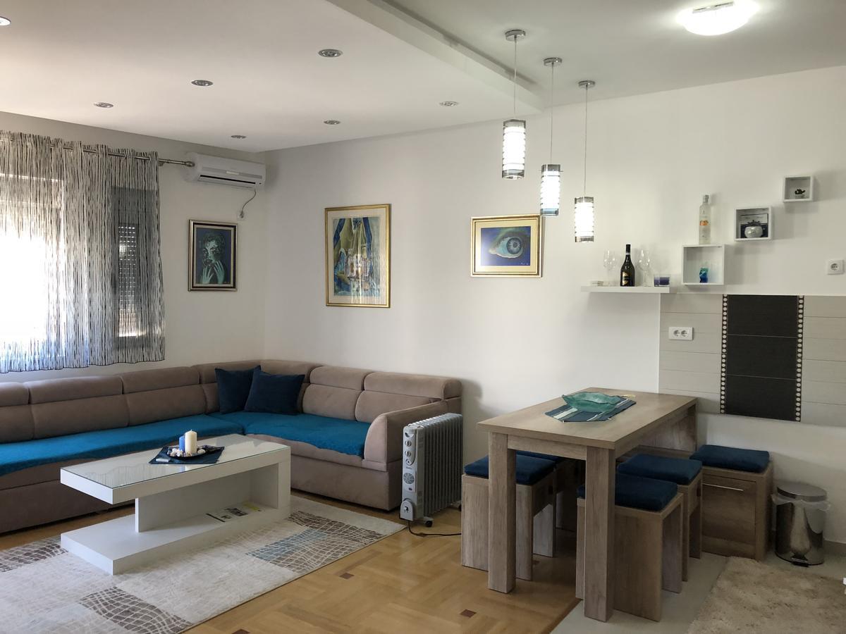 Apartman Dajana Улцин Екстериор снимка